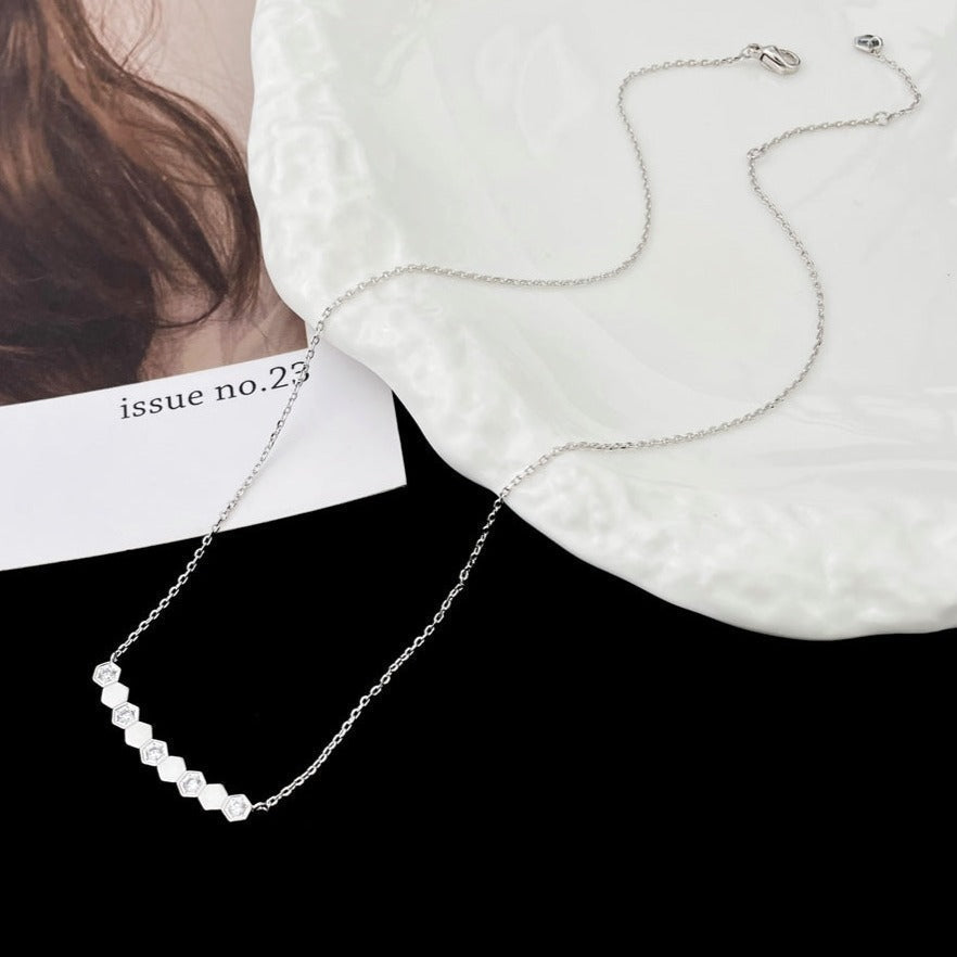 [⭐Luxery]BEE MY LOVE DIAMOND NECKLACE