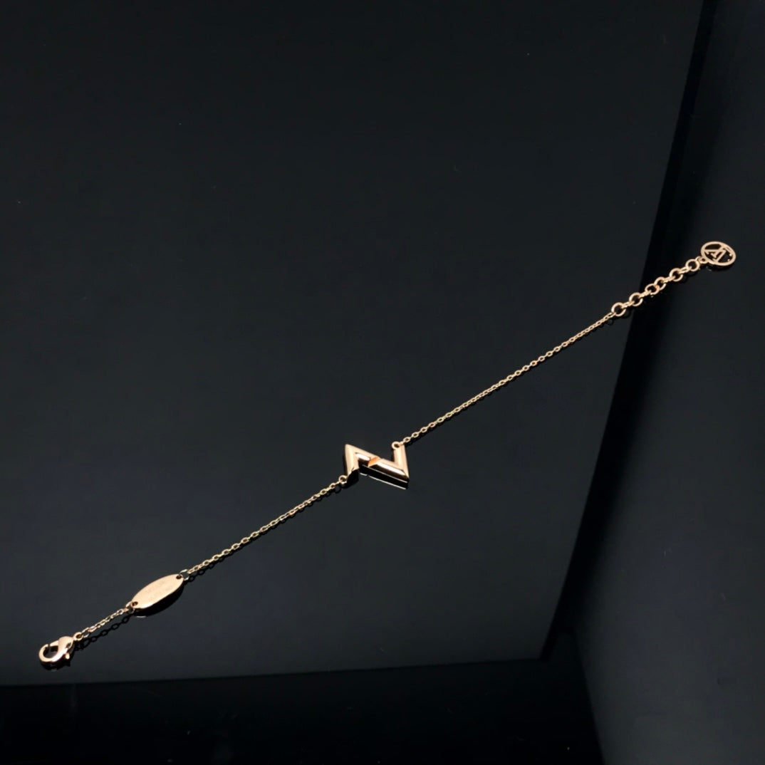 [⭐Luxery]VOLT LV LOGO BRACELET