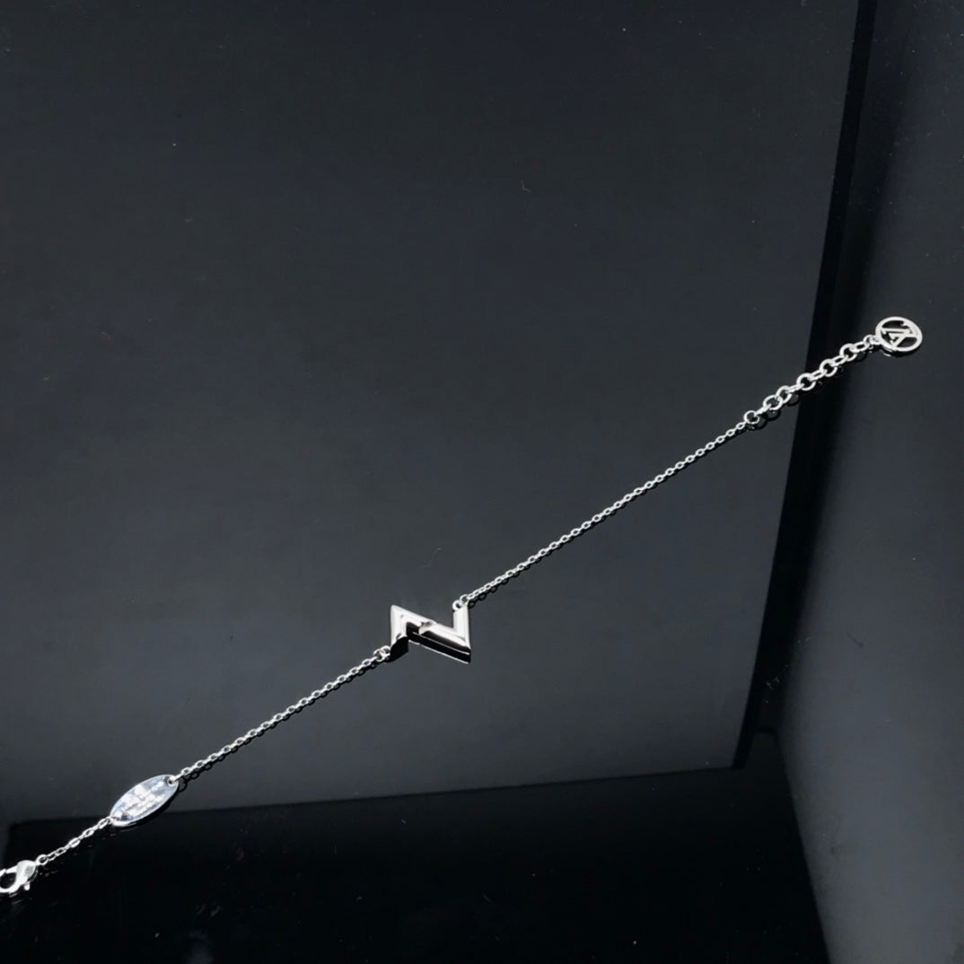 [⭐Luxery]VOLT LV LOGO BRACELET