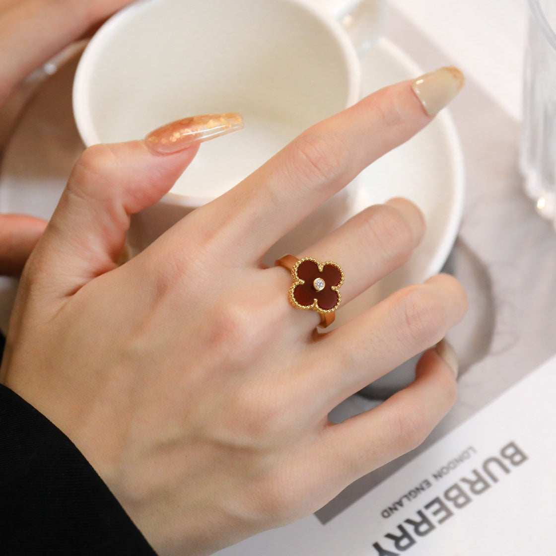 [⭐Luxery]CLOVER CARNELIAN RING ROSE GOLD DIAMOND
