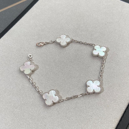 [⭐Luxery]CLOVER WHITE PEARL MOP 5 MOTIF BRACELET COLLECTION