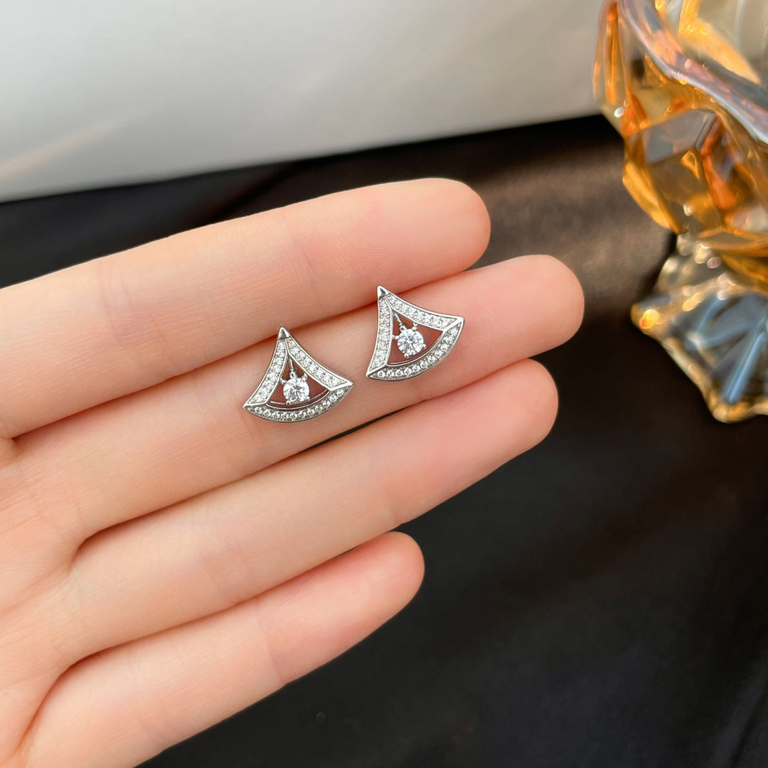 [⭐Luxery]DREAM MINI DIAMOND STUD EARRINGS