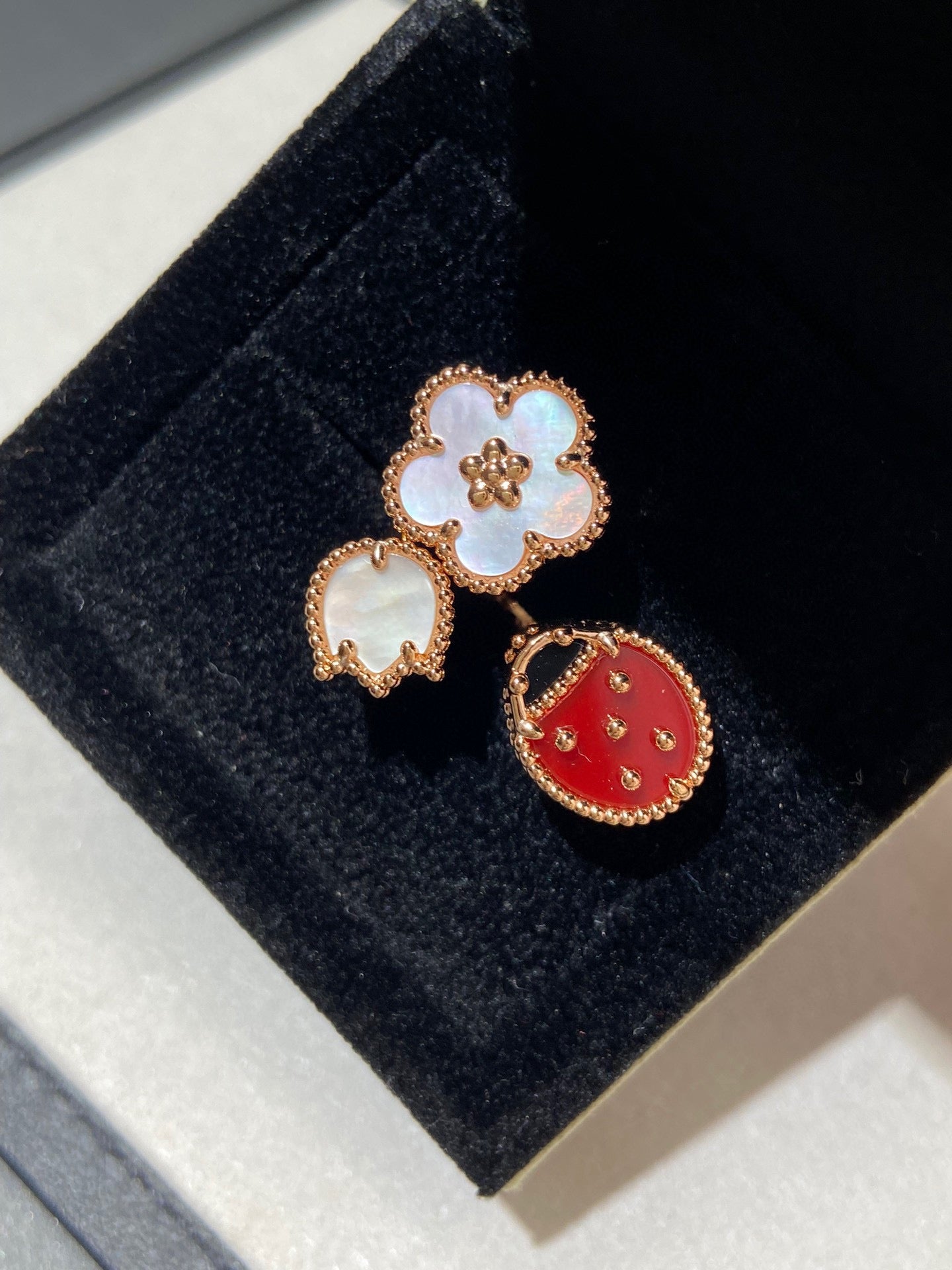 [⭐Luxery]LUCKY 3 MOTIF ROSE GOLD RING