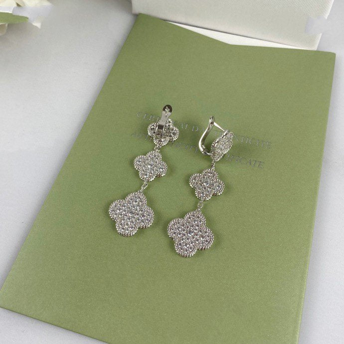 [⭐Luxery]CLOVER 3 MOTIF DIAMOND SILVER DROP EARRINGS