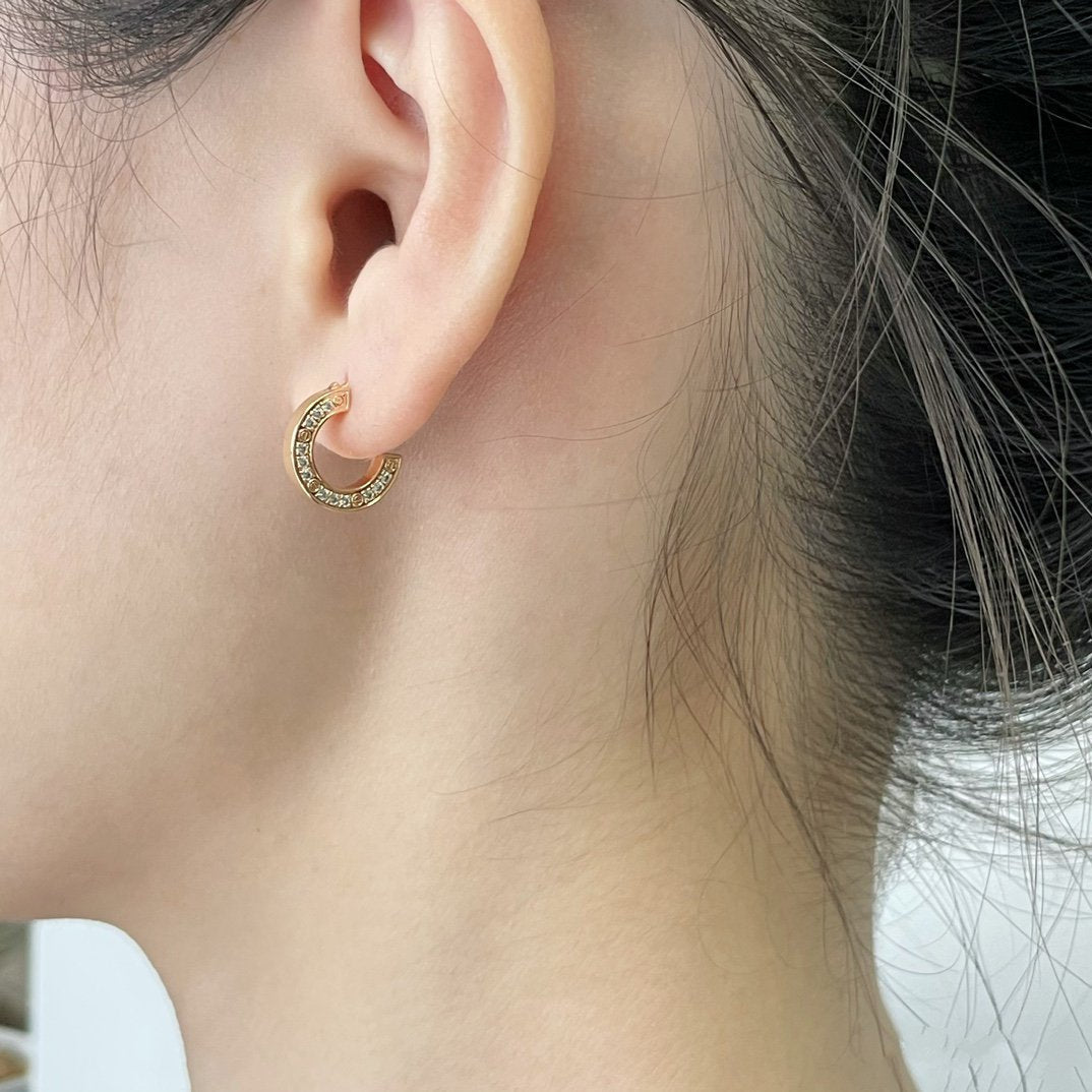 [⭐Luxery]LOVE DIAMOND EARRINGS