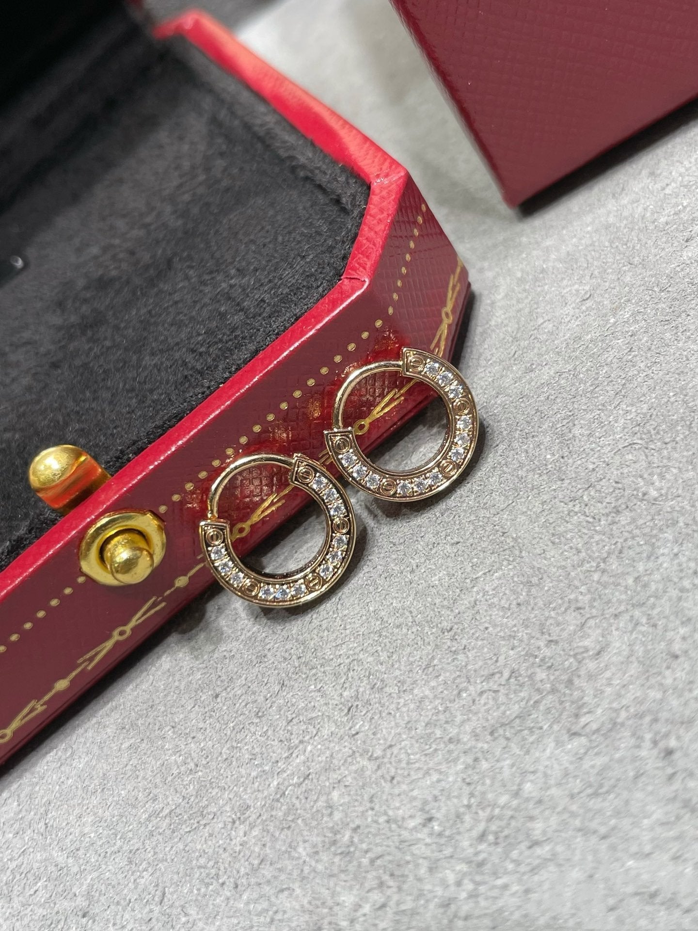 [⭐Luxery]LOVE DIAMOND EARRINGS