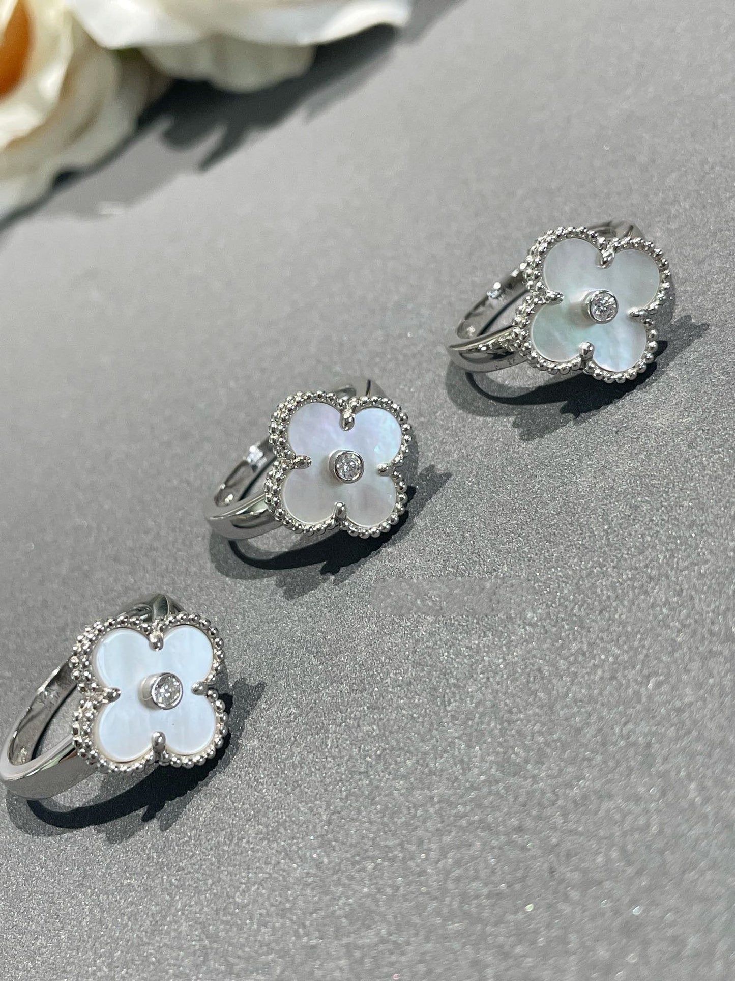 [⭐Luxery]CLOVER SILVER MOP DIAMOND RING