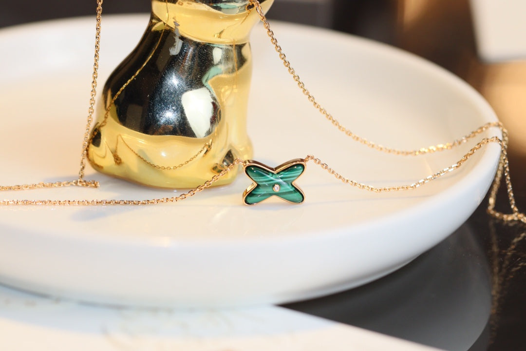 [⭐Luxery]JEUX MALACHITE 1 DIAMOND PINK GOLD NECKLACE