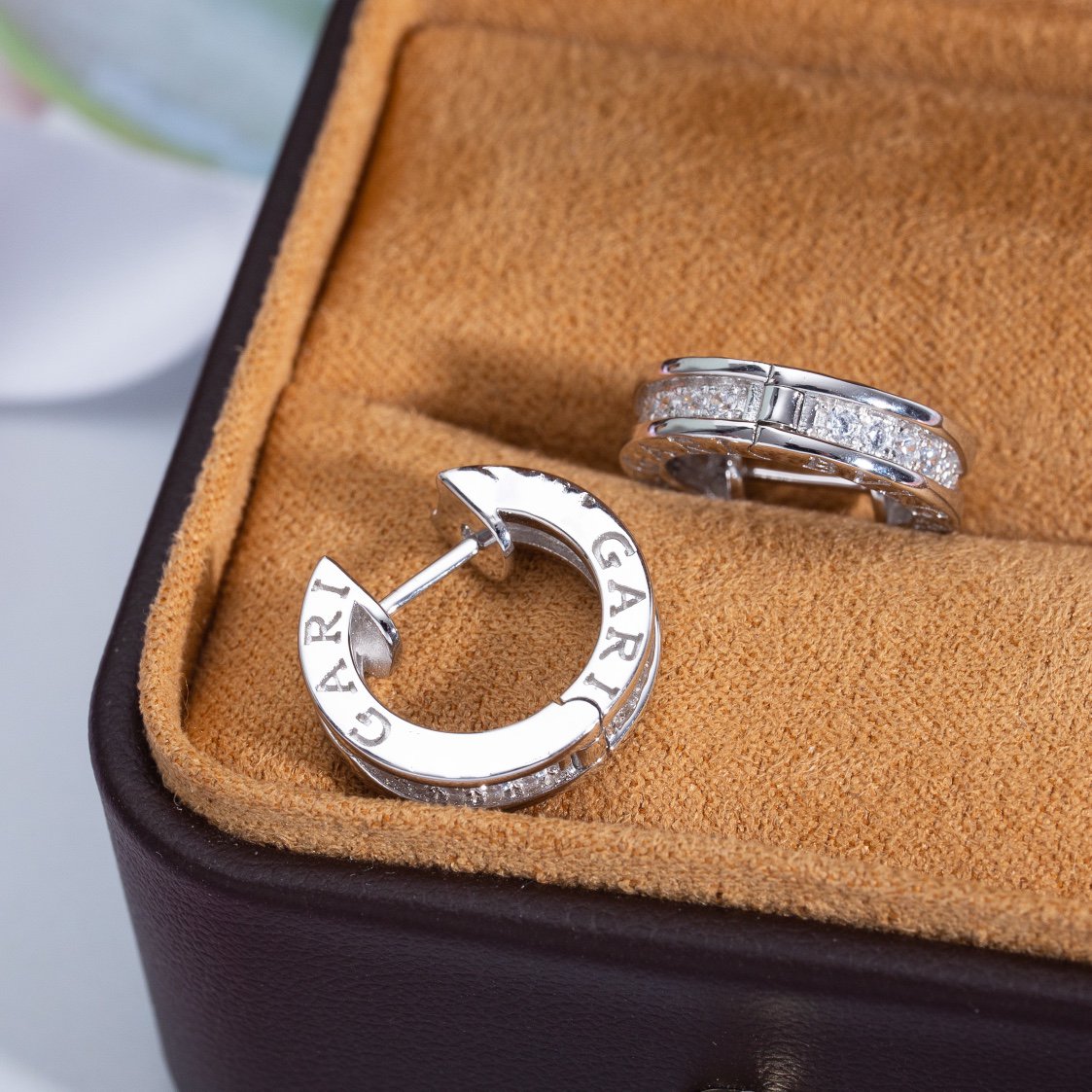 [⭐Luxery]ZERO 1 MINI SILVER DIAMOND EARRINGS