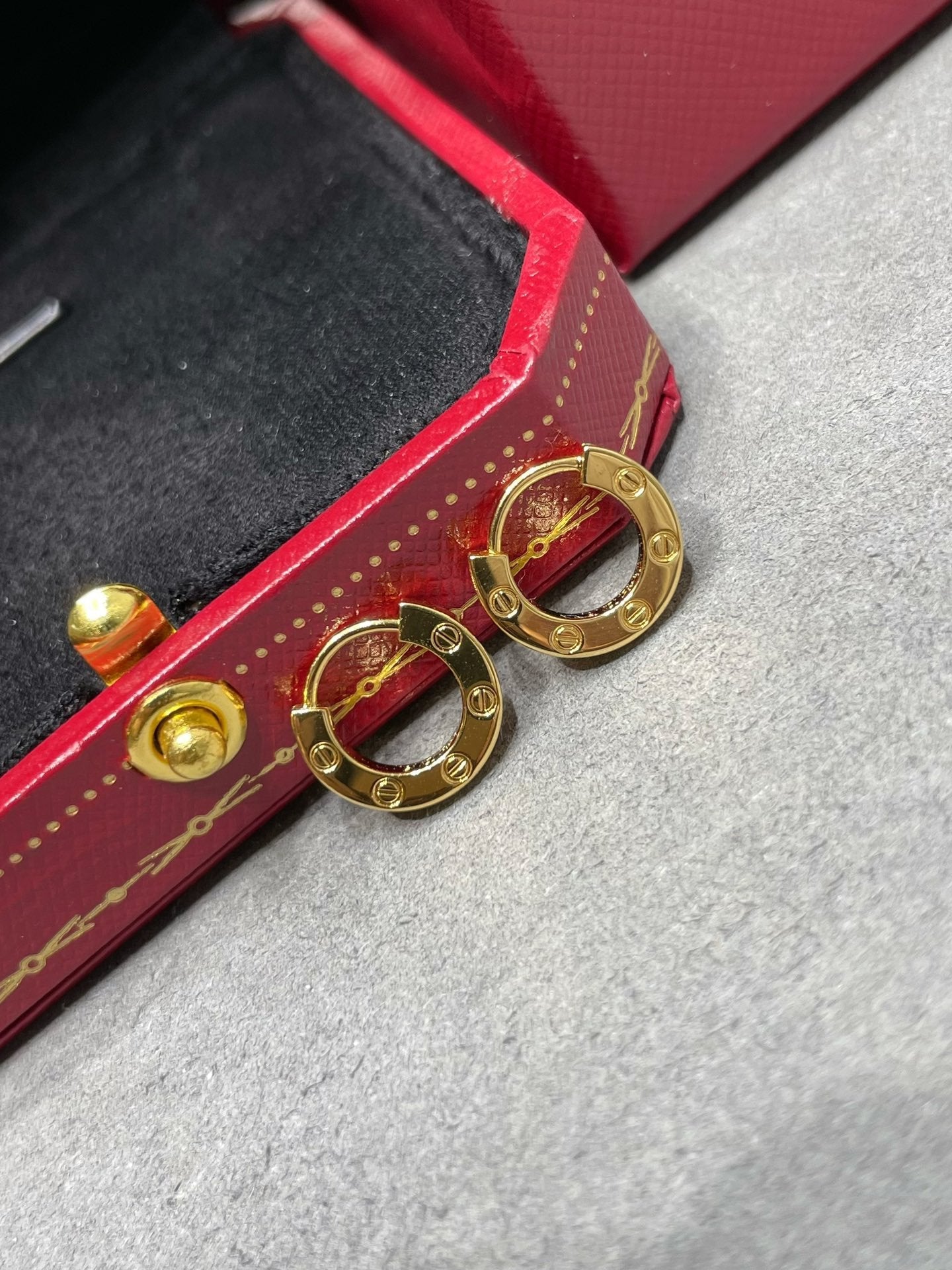 [⭐Luxery]LOVE MINI EARRINGS