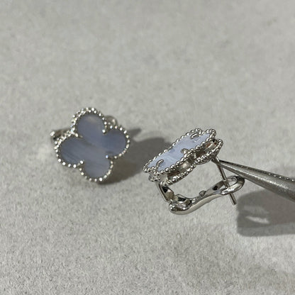 [⭐Luxery]CLOVER CHALCEDONY SILVER STUD EARRINGS