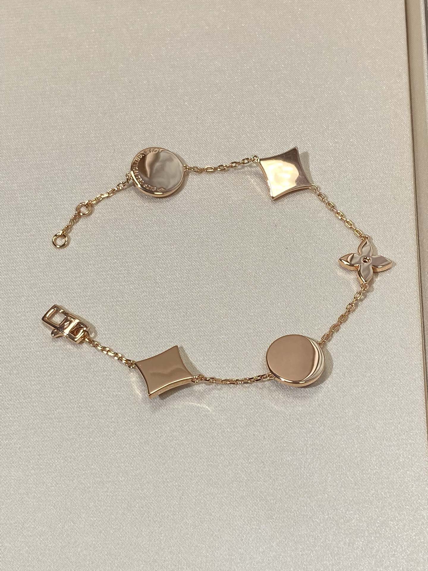 [⭐Luxery]STAR AND SUN 5 MOTIF MOP PINK GOLD BRACELET