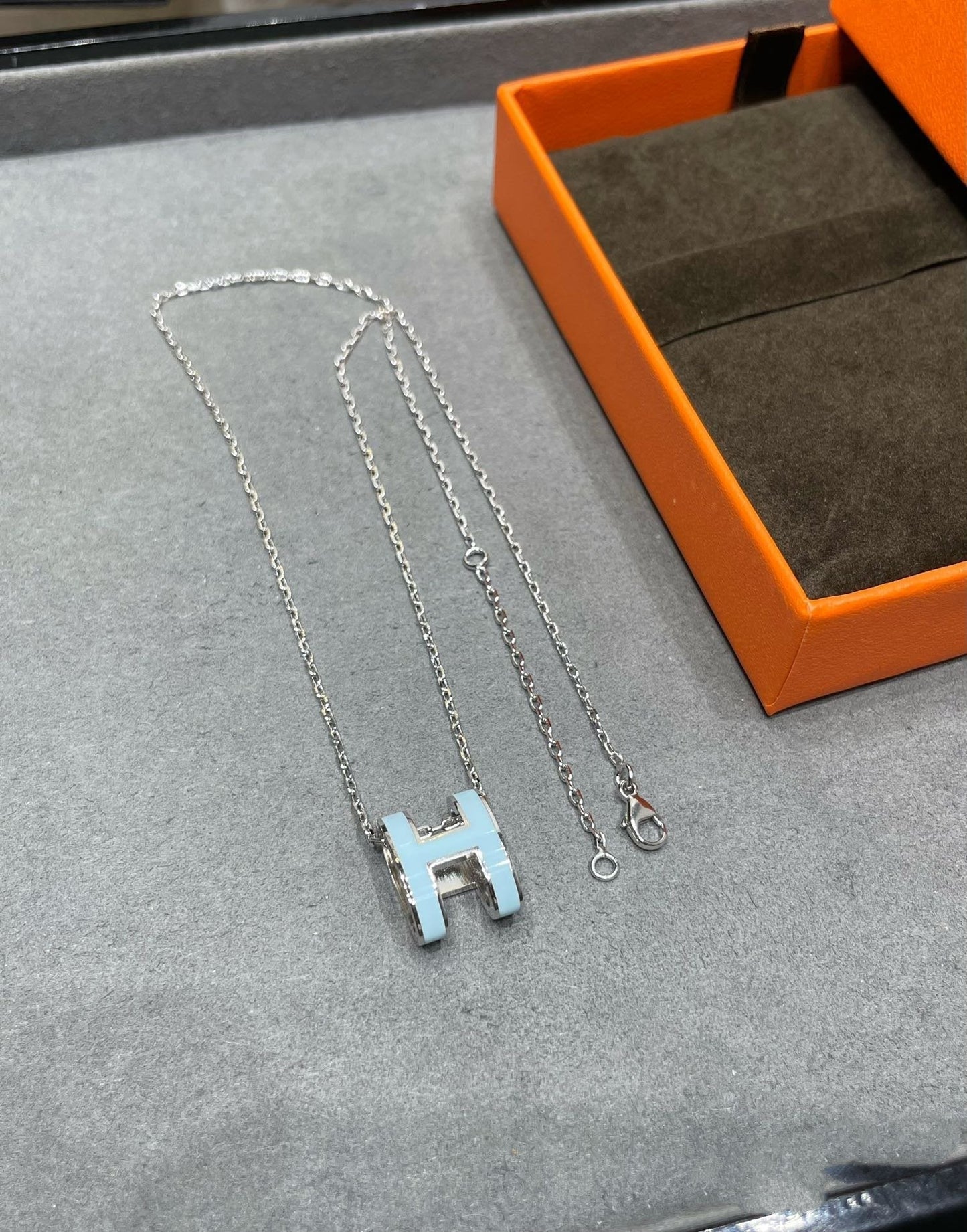 [⭐Luxery]POP H SKY BLUE NECKLACE