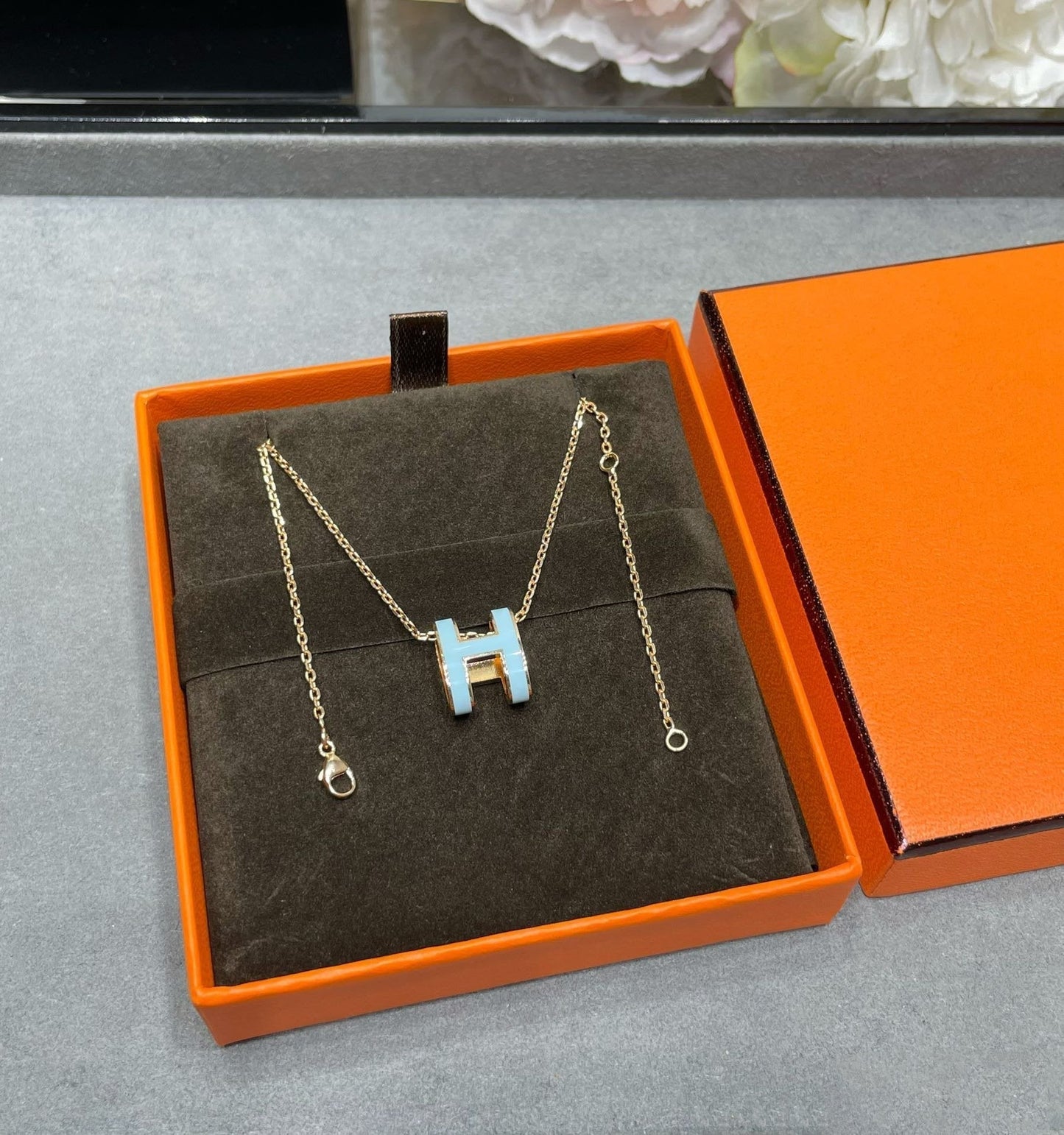 [⭐Luxery]POP H SKY BLUE NECKLACE