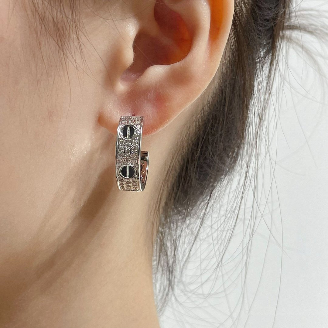 [⭐Luxery]LOVE CERAMIC DIAMOND PAVED SILVER EARRINGS