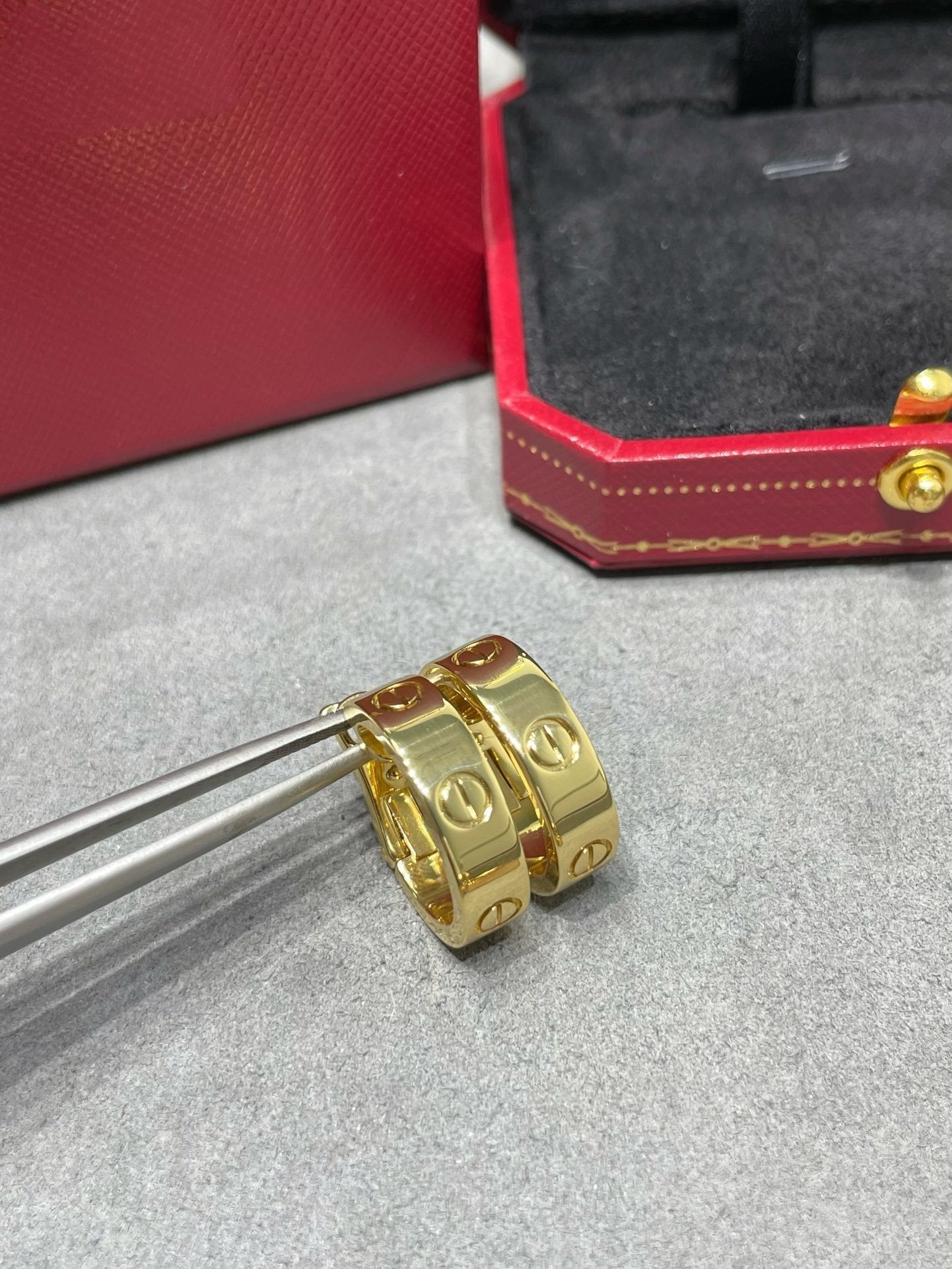 [⭐Luxery]LOVE 5.5MM EARRINGS