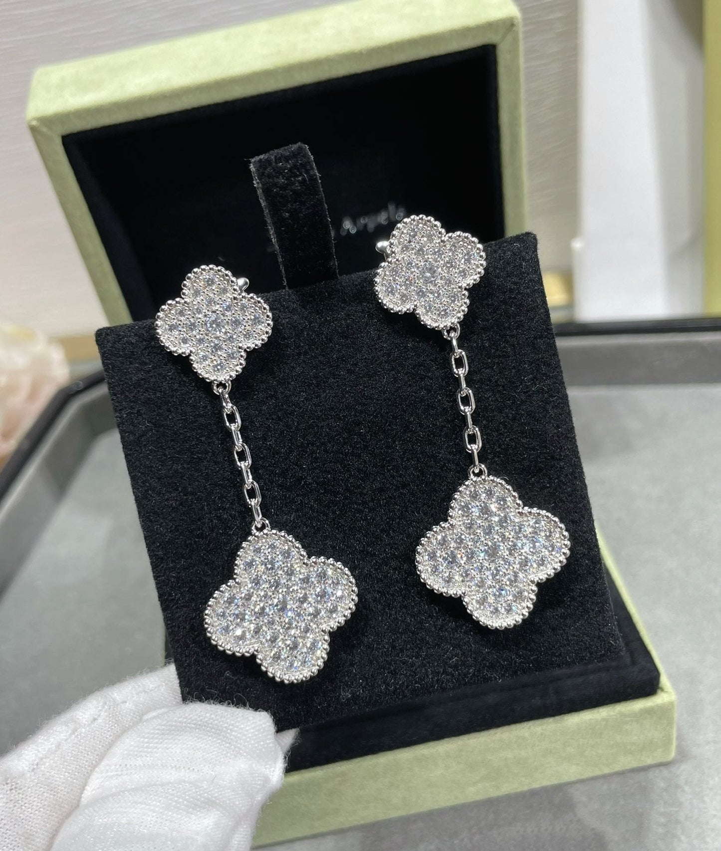 [⭐Luxery]CLOVER 2 MOTIFS DIAMOND PAVED SILVER EARRINGS