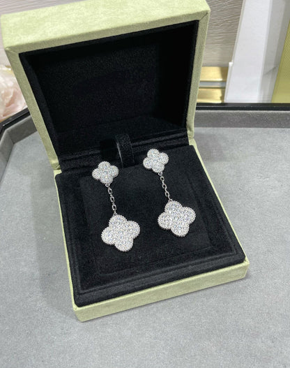 [⭐Luxery]CLOVER 2 MOTIFS DIAMOND PAVED SILVER EARRINGS