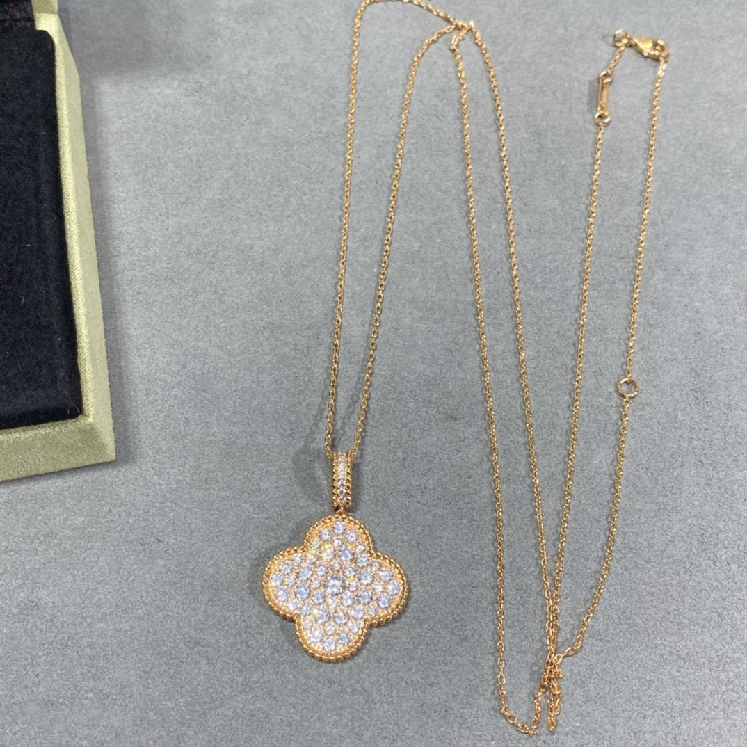 [⭐Luxery]CLOVER 25MM LARGE PEDANT DIAMOND PAVED LONG NECKLACE