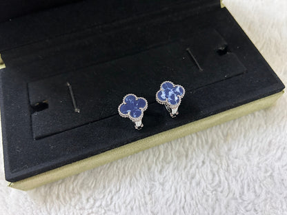 [⭐Luxery]CLOVER PIETERSITE MEDIUM STUD EARRINGS