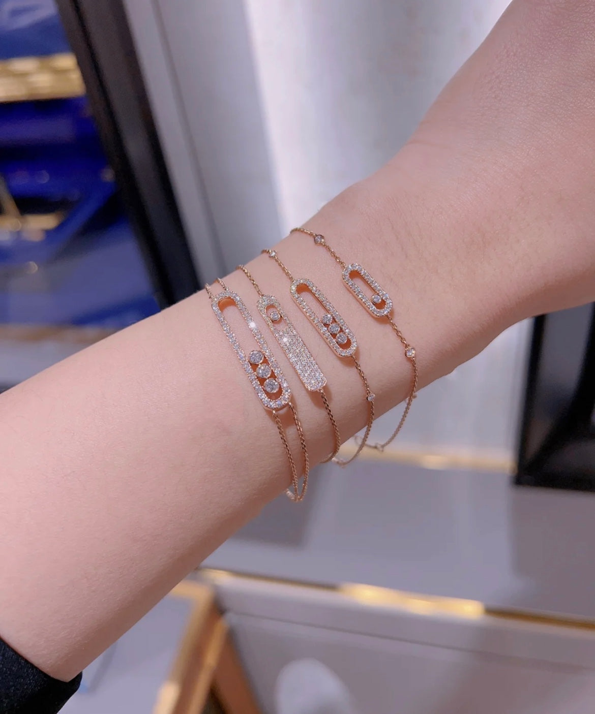 [⭐Luxery]MOVE CLASSIQUE DIAMOND PAVED BRACELET