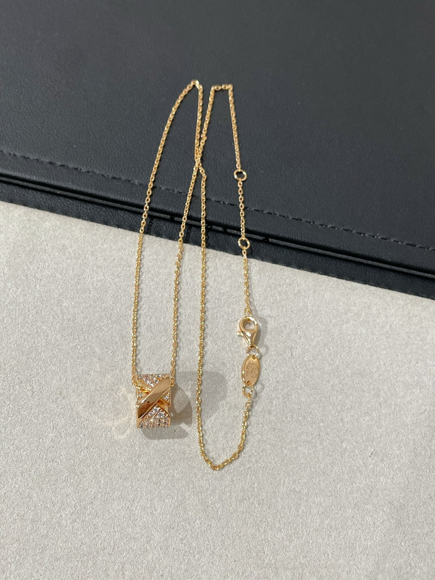 [⭐Luxery]LIENS EVIDENCE DIAMOND PAVED NECKLACE