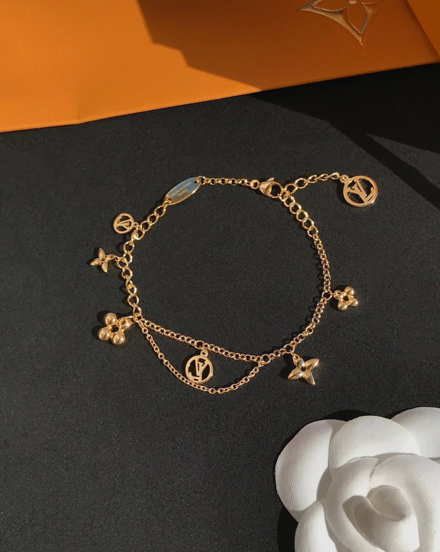 [⭐Luxery]BLOOMING PINK GOLD MOP BRACELET