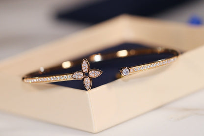 [⭐Luxery]IDYLLE GOLD OPEN BRACELET DIAMOND PAVED
