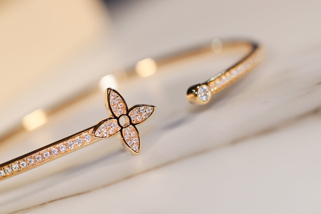 [⭐Luxery]IDYLLE GOLD OPEN BRACELET DIAMOND PAVED