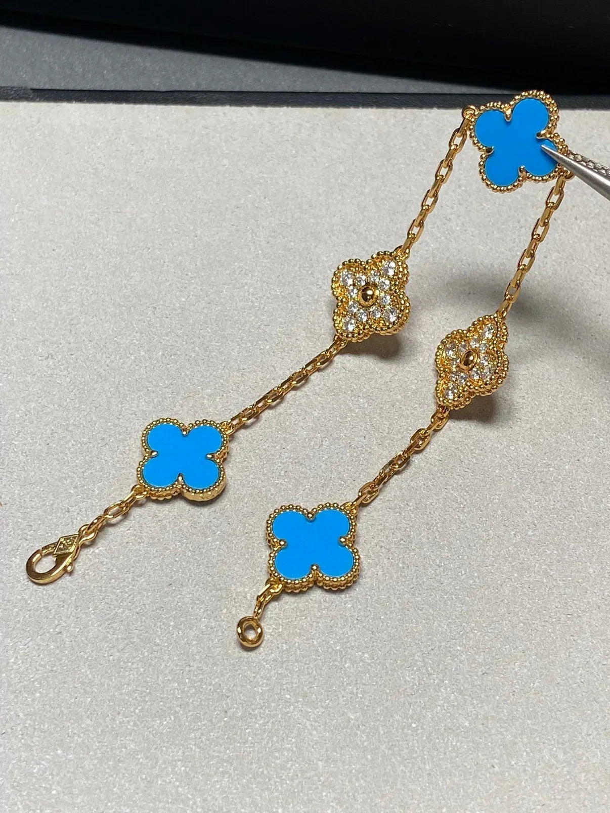 [⭐Luxery] CLOVER 5 MOTIF BLUE AGATE BRACELET COLLECTION