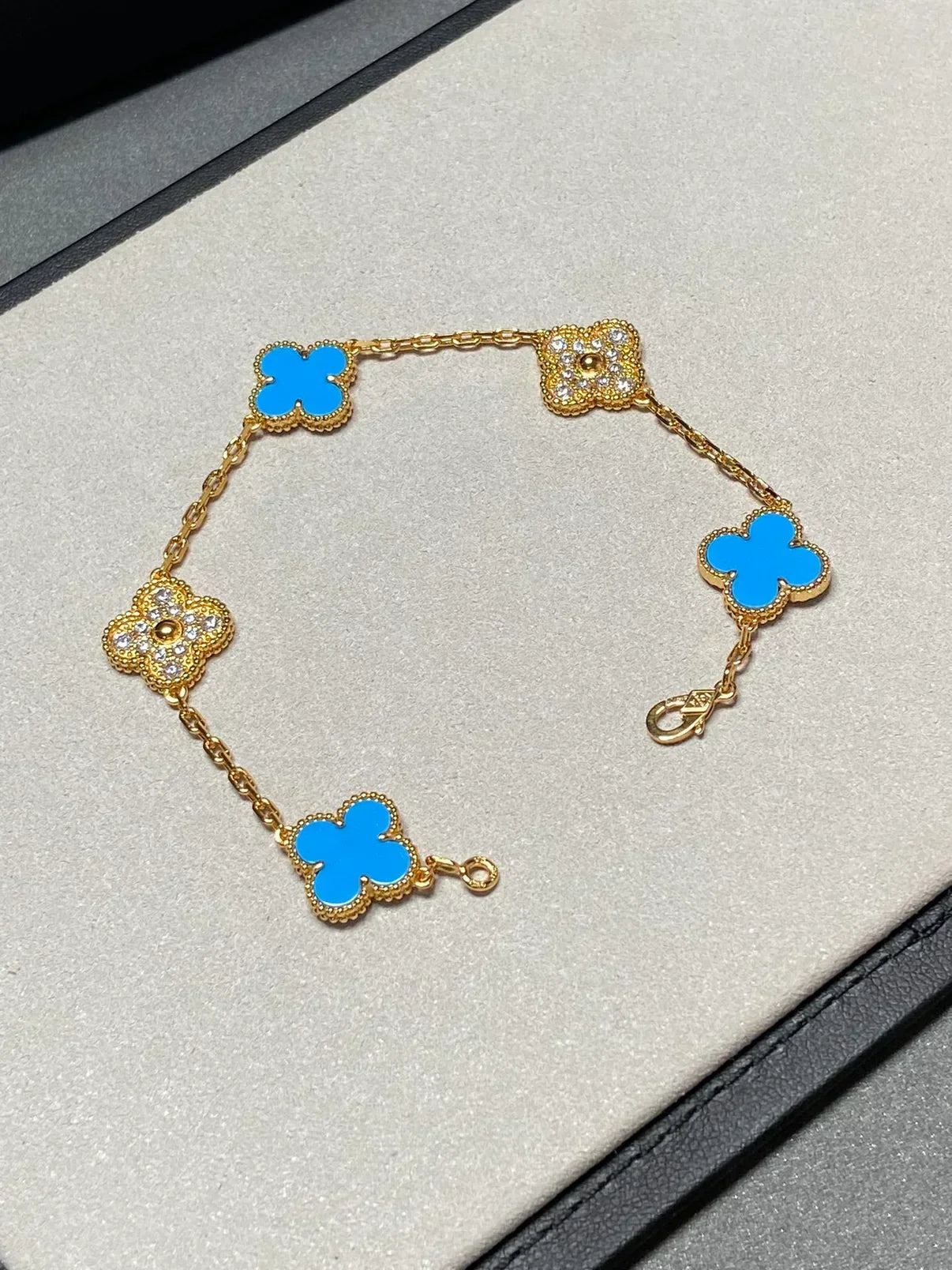 [⭐Luxery] CLOVER 5 MOTIF BLUE AGATE BRACELET COLLECTION