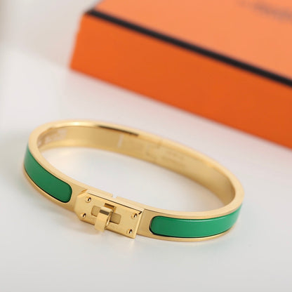 [⭐Luxery]HM KELLY GREEN BRACELET