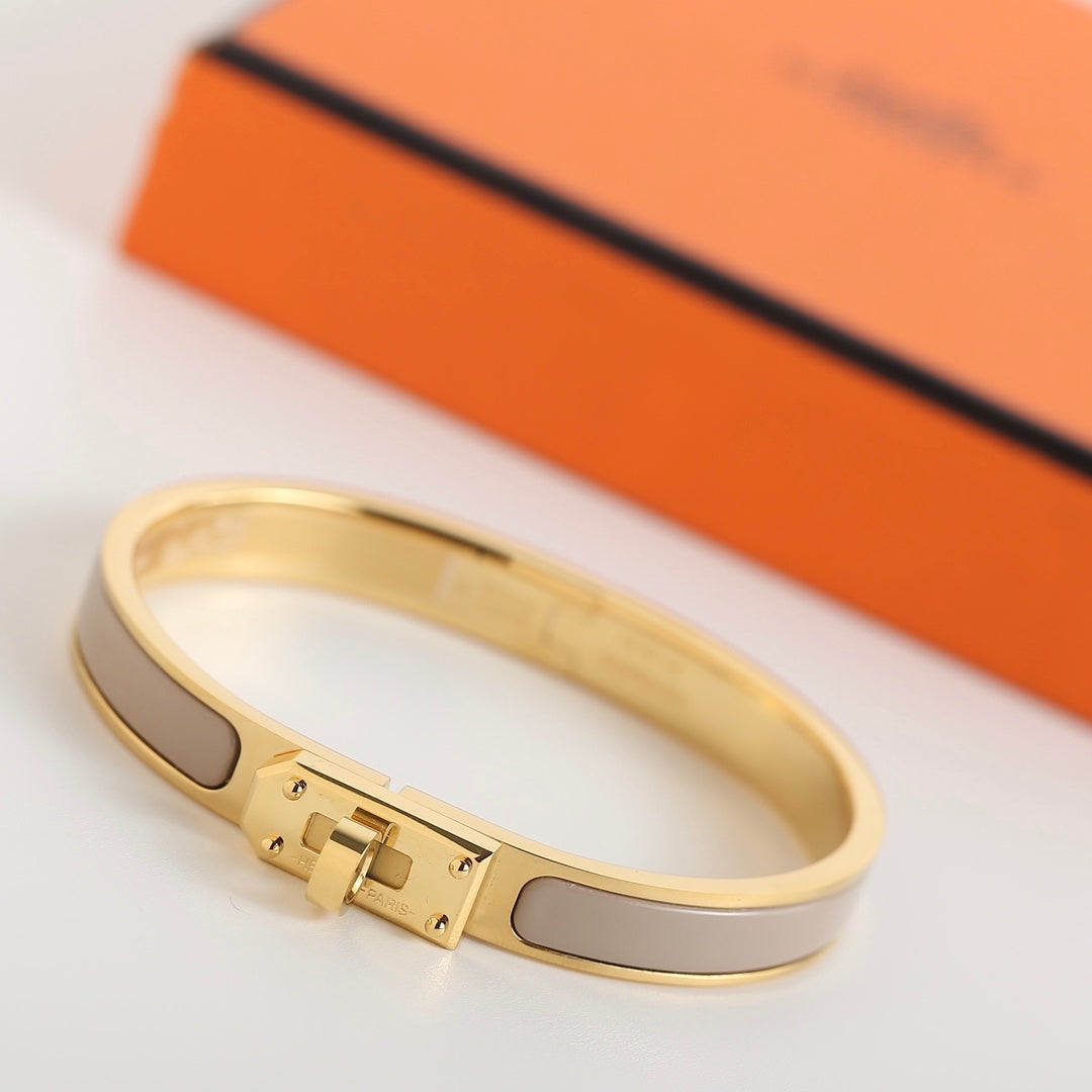 [⭐Luxery]HM KELLY GREY BRACELET