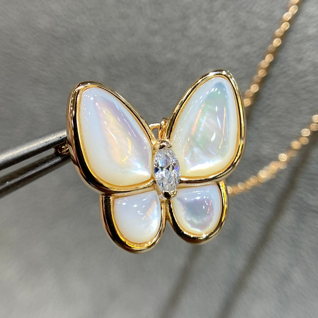 [⭐Luxery]BUTTERFLY MOP DIAMOND NECKLACE
