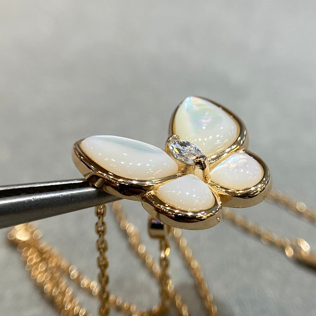 [⭐Luxery]BUTTERFLY MOP DIAMOND NECKLACE