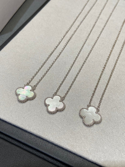 [⭐Luxery]CLOVER MEDIUM SILVER WHITE MOP NECKLACE