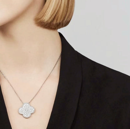 [⭐Luxery]CLOVER 25MM LARGE PENDANT DIAMOND PAVED SILVER NECKLACE