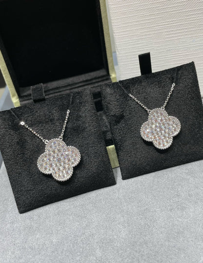 [⭐Luxery]CLOVER 25MM LARGE PENDANT DIAMOND PAVED SILVER NECKLACE
