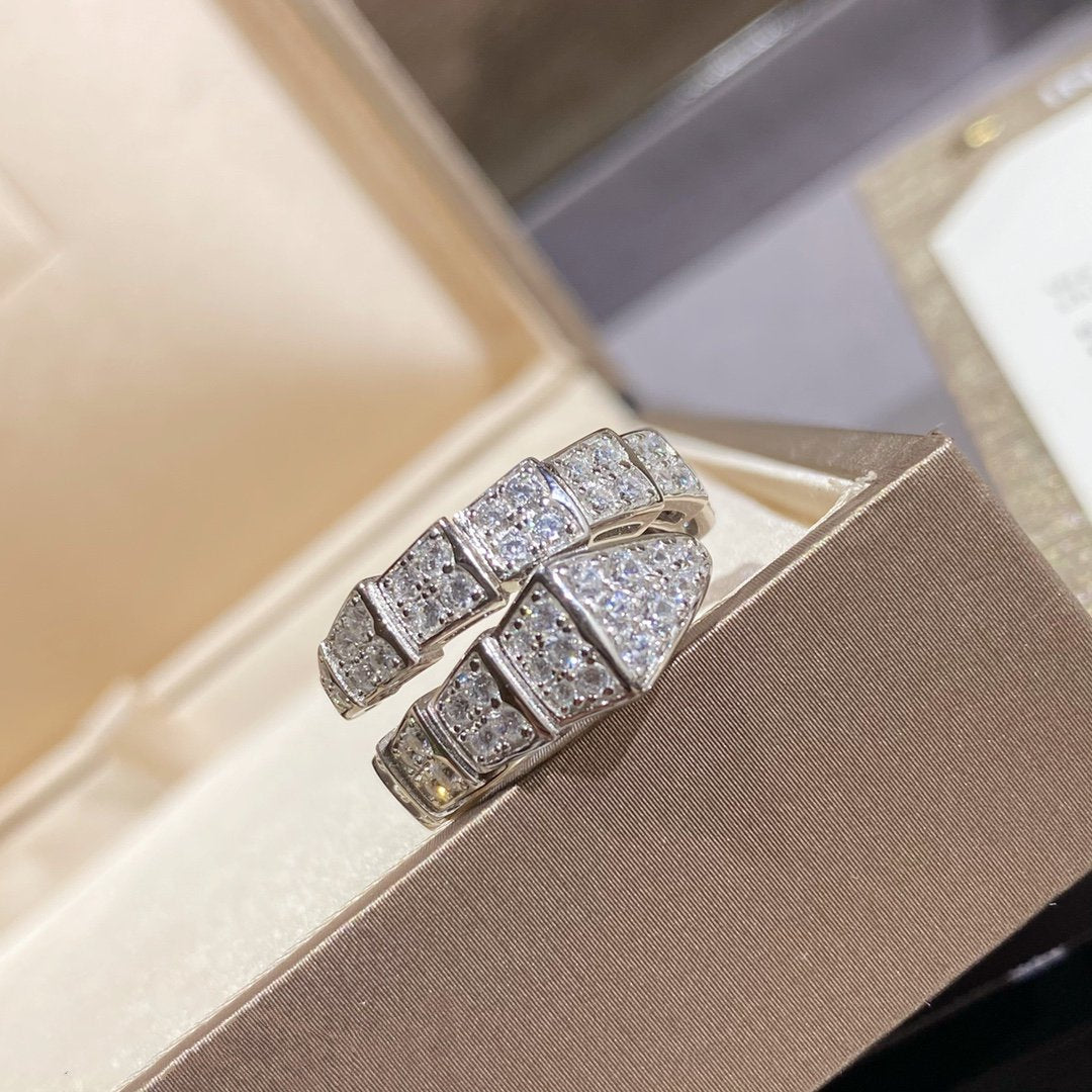 [⭐Luxery]SERPENTI RING SILVER DIAMOND PAVED