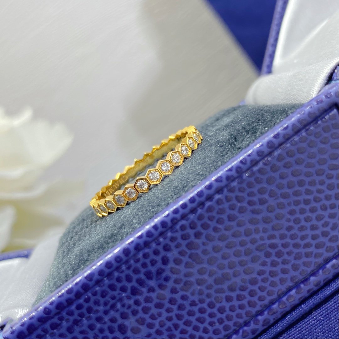 [⭐Luxery]BEE LOVE DIAMOND PAVED SMALL RING