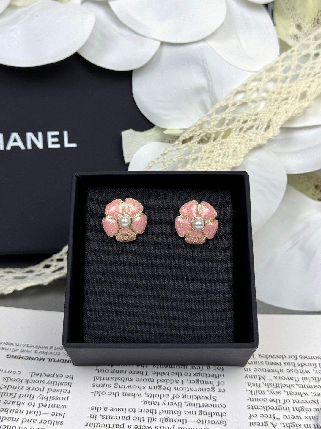[⭐Luxery]26C Pink Camellia Pearl Enamel Stud Earrings