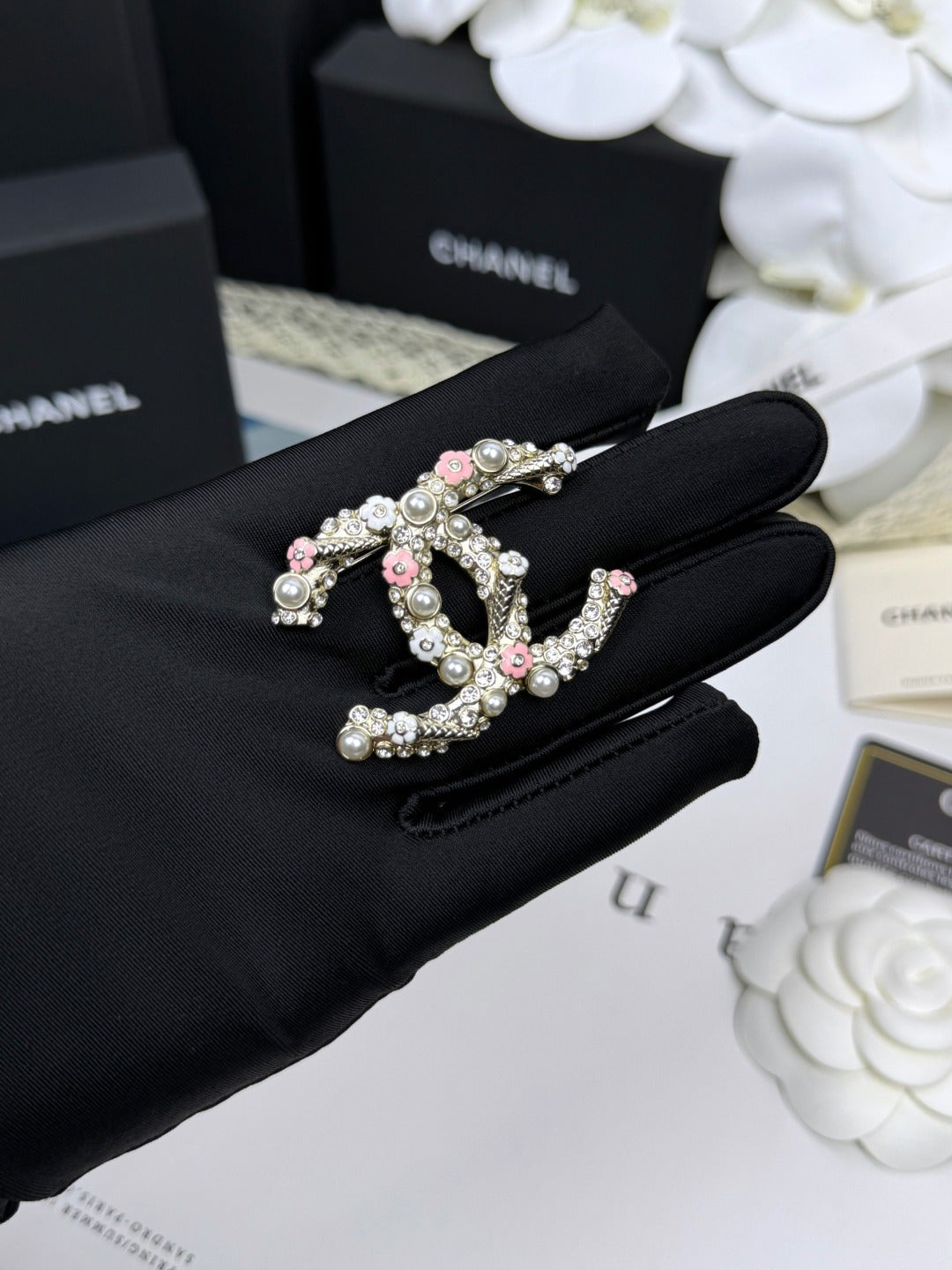 [⭐Luxery]26C Pink-White Enamel Ice Cream Cone Double C Brooch