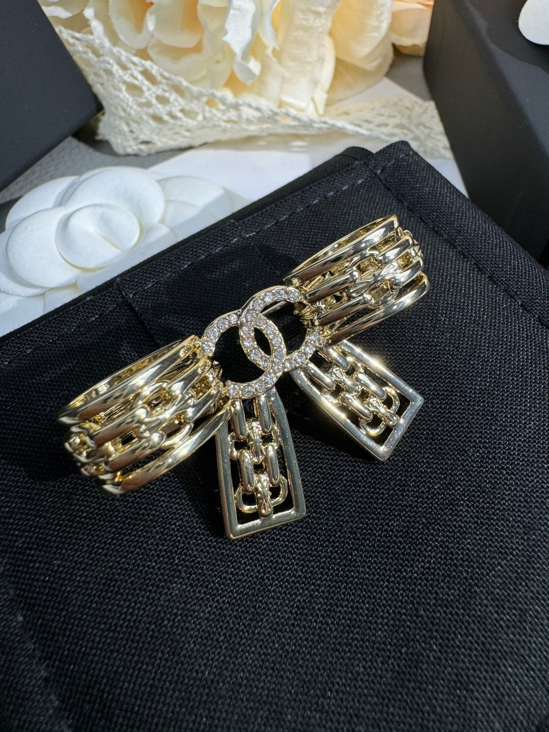 [⭐Luxery]25K Hollow Bow Brooch