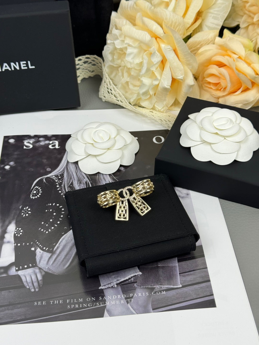 [⭐Luxery]25K Hollow Bow Brooch
