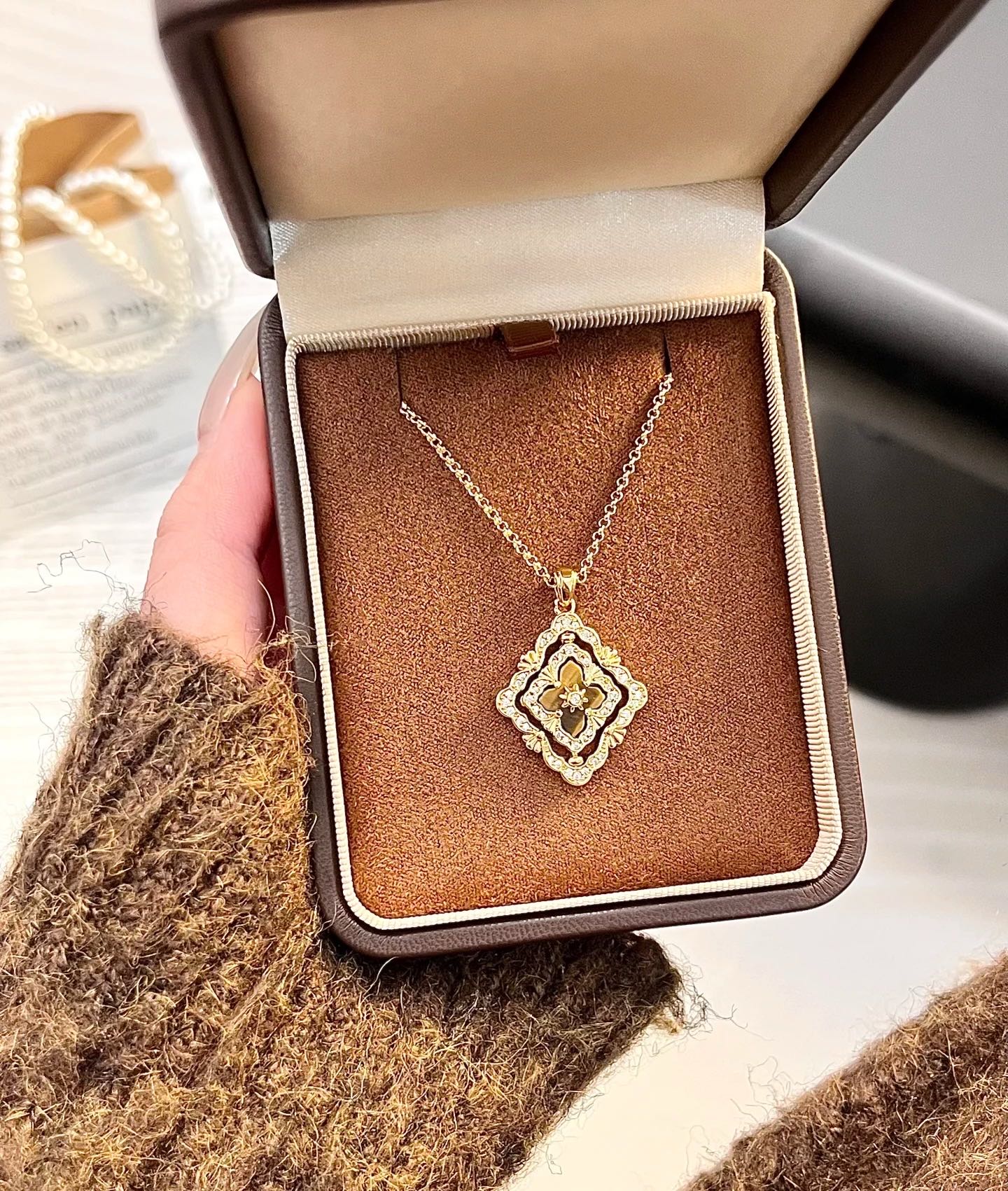 [⭐Luxery] B.C.L ENAMEL ROTATING SINGLE-DIAMOND NECKLACE（Various colors）