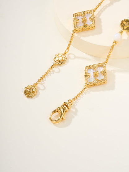 [⭐Luxery]B.C.L ENAMELED Three-Flower Bracelet（Trumpet)
