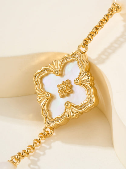 [⭐Luxery]B.C.L ENAMELED Three-Flower Bracelet（Trumpet)