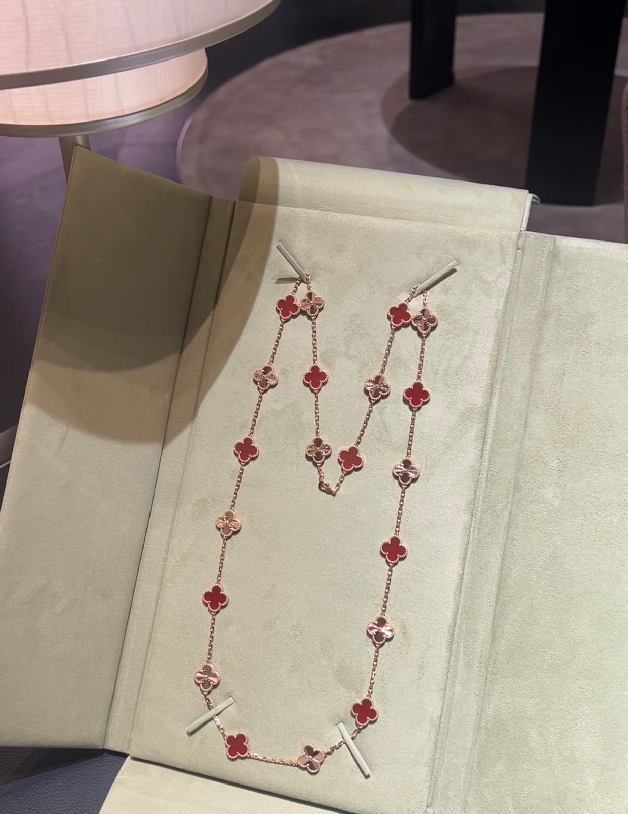 [⭐Luxery]CLOVER 20 MOTIFS LASER CARNELIAN NECKLACE
