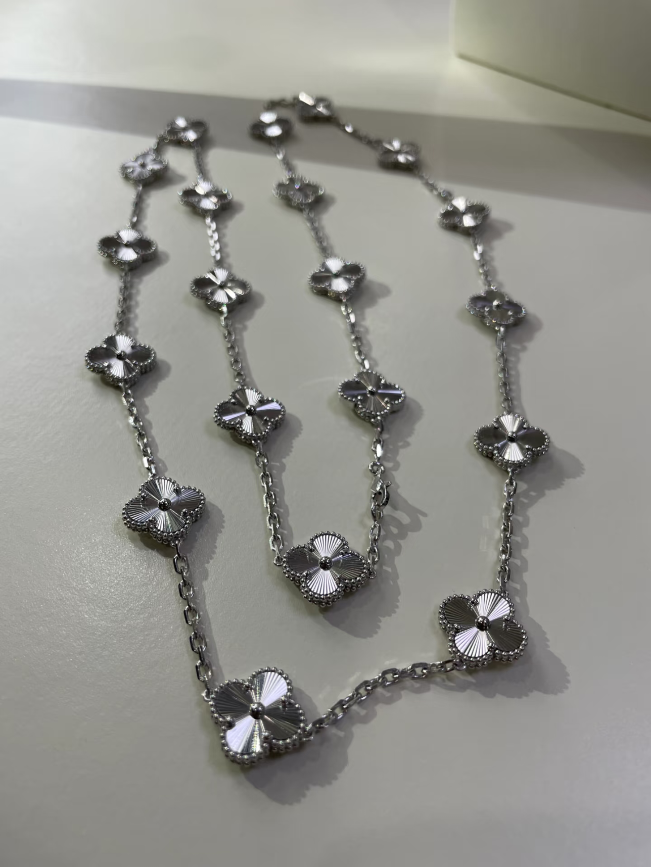 [⭐Luxery]CLOVER 20 MOTIFS SILVER LASER