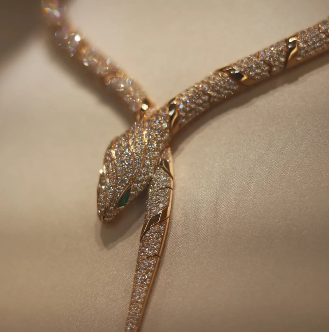 [⭐Luxery]HAUTE COUTURE GOLD SERPENTI NECKLACE